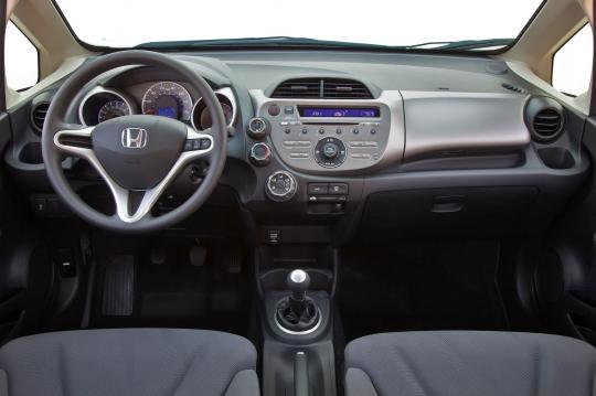 Honda fit shoulder room #7