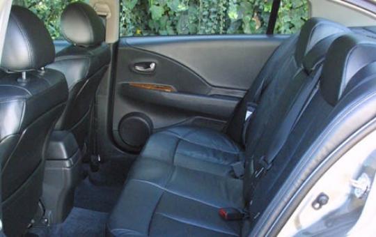 Recalls on 2004 nissan altimas #8