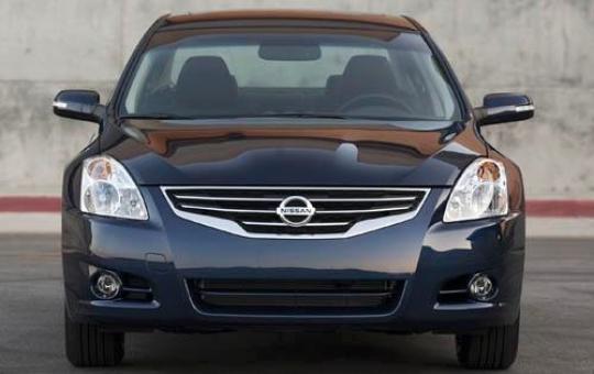 Where is the 2011 nissan altima built #3