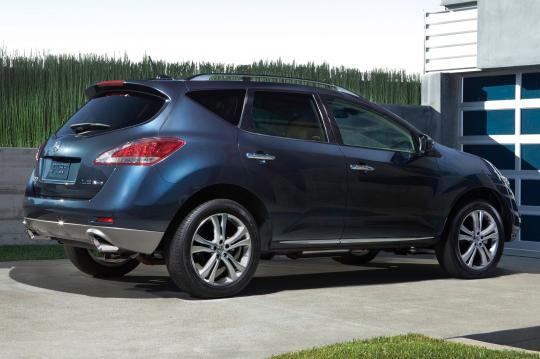 Nissan murano rear hip room #9