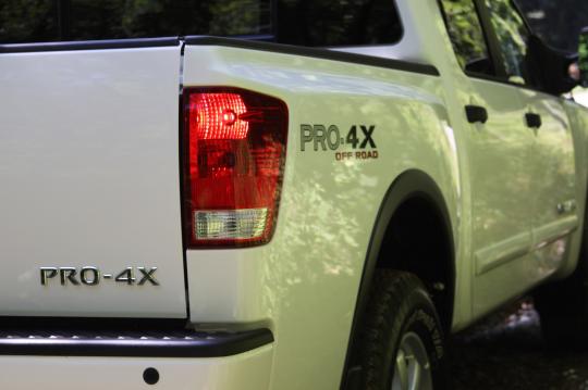 Nissan titan model numbers #8