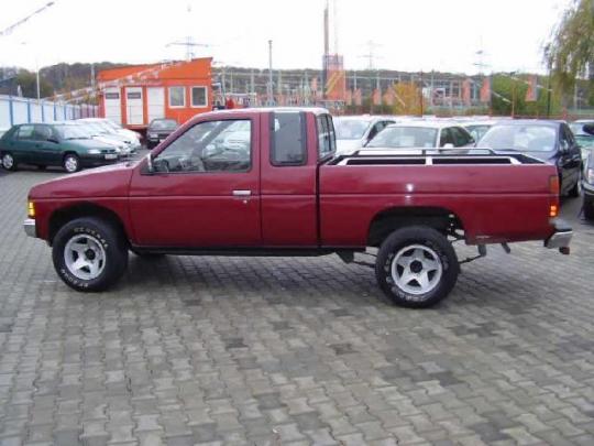 1991 Nissan pickup windshield #2