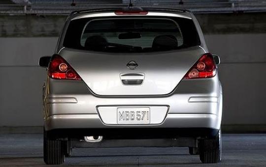 2009 Nissan versa airbag recall #8