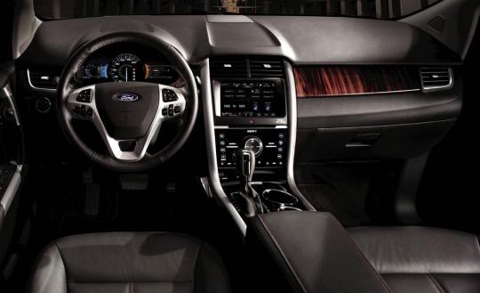What is the towing capacity of a 2013 ford edge #4