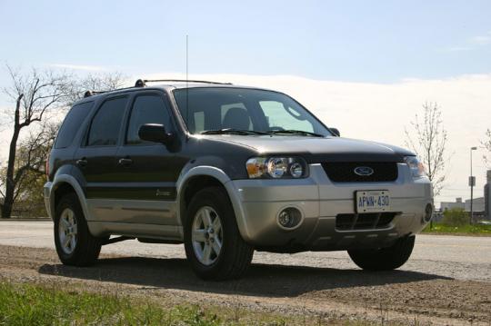 Windshield wiper size for 2006 ford escape