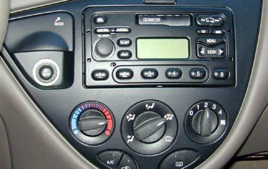 2004 Ford focus service bulletin #3