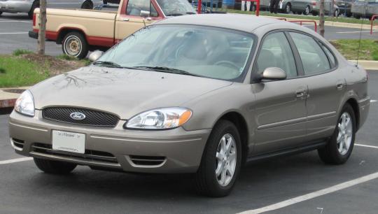 2003 Ford taurus fuel consumption
