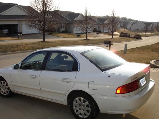 2002 Kia Optima - VIN: KNAGD126X25178107 - AutoDetective.com