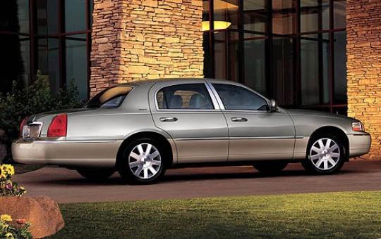 2006 Ford lincoln town car #10