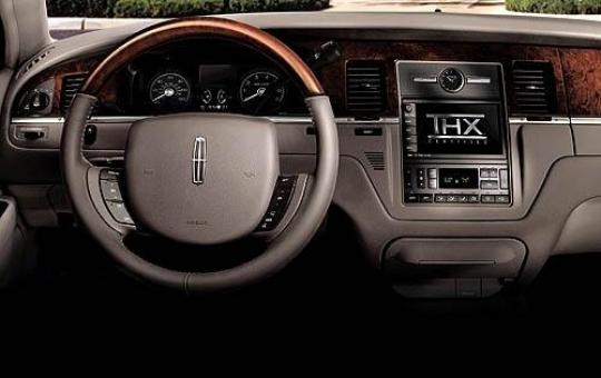 2010 Lincoln Town Car Vin 2lnbl8cv4ax751932 Autodetective Interior