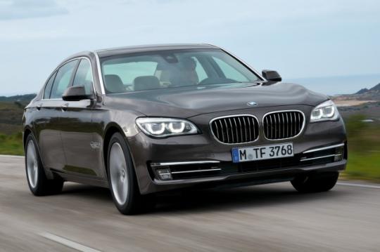 2014 BMW 7-Series VINs, Configurations, MSRP & Specs - AutoDetective