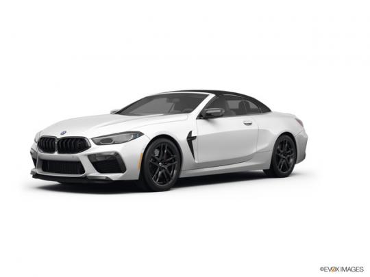 2022 BMW M8 Photo 1