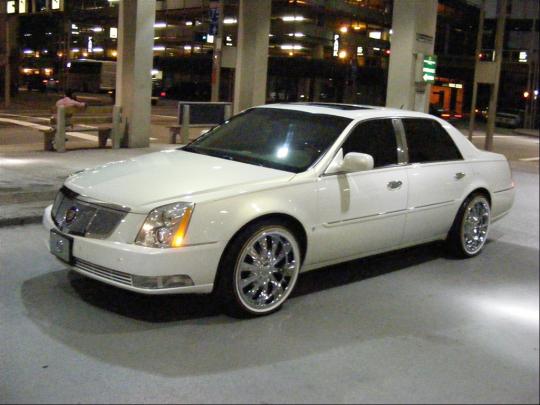 2007 Cadillac DTS Specs, Prices, VINs & Recalls - AutoDetective