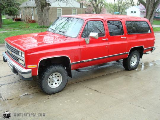 1991 Chevrolet Suburban Photo 1