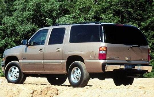 2002 Chevrolet Suburban exterior