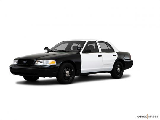 2010 Ford Crown Victoria Photo 1