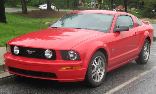 2008 Ford Mustang Photo 1