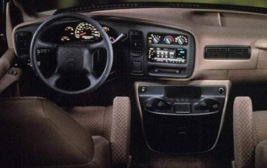 2002 savana