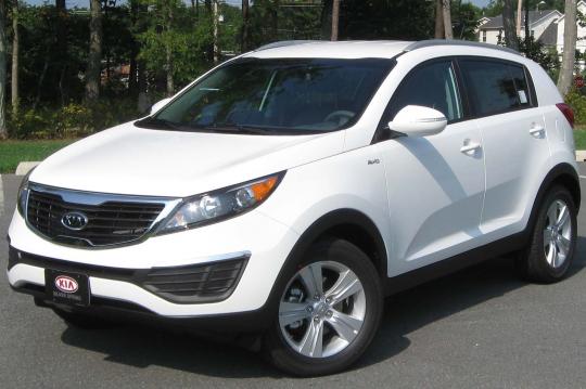 Kia sportage 2010 года