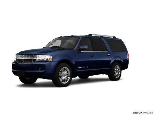 2010 Lincoln Navigator L Photo 1