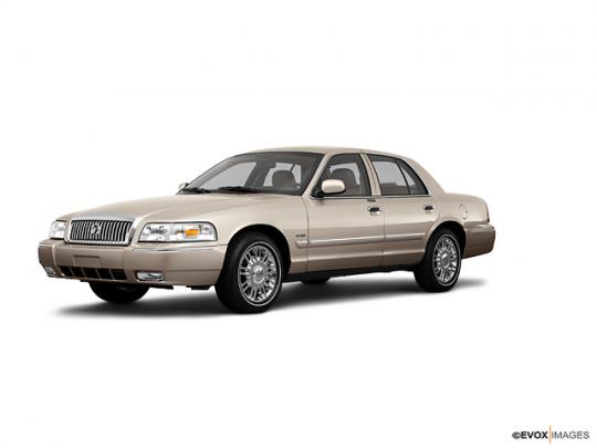 2010 Mercury Grand Marquis Photo 1