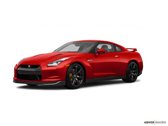 2010 Nissan GT-R Photo 1