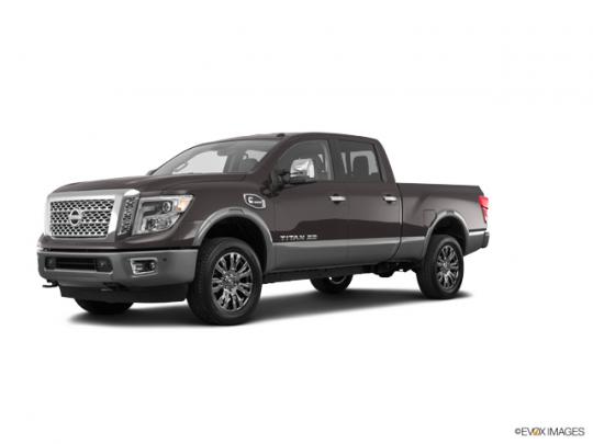 2016 Nissan Titan XD Photo 1