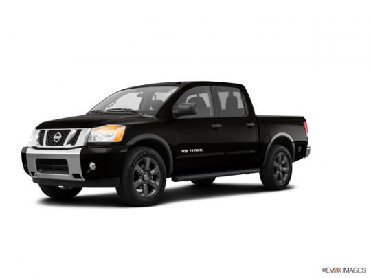 2015 Nissan Titan Photo 1