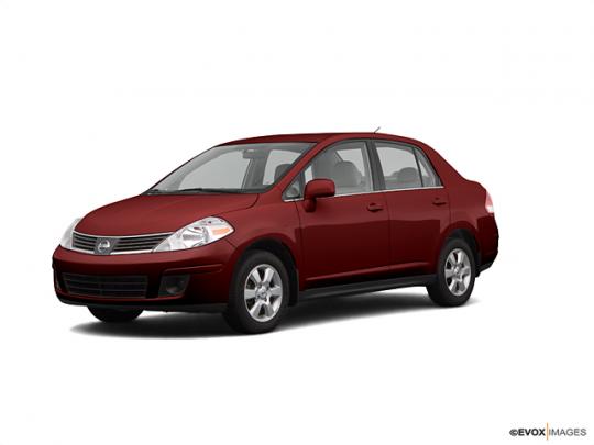 2009 Nissan Versa Photo 1