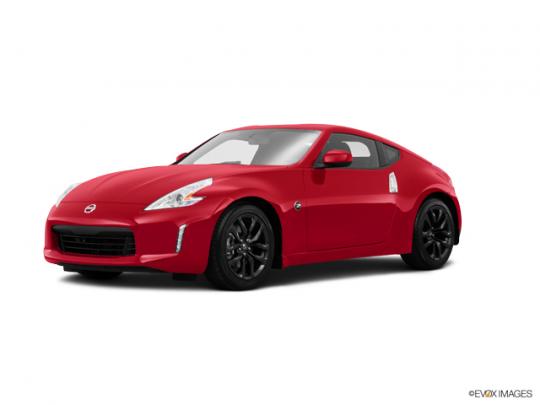 2016 Nissan Z Photo 1