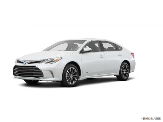 2016 Toyota Avalon Hybrid Photo 1