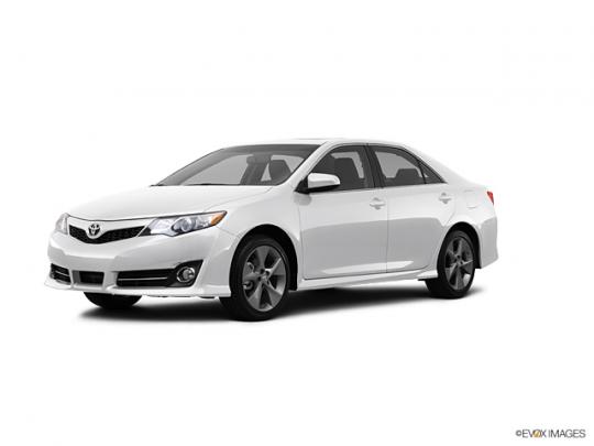 2013 Toyota Camry Photo 1