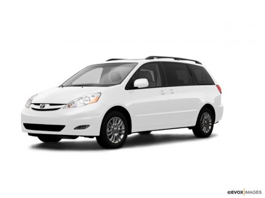 2009 Toyota Sienna Photo 1