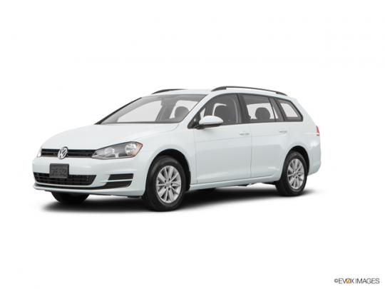 2016 Volkswagen Golf SportWagen Photo 1