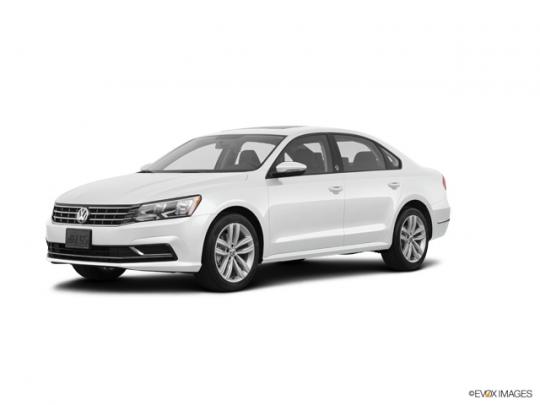 2019 Volkswagen Passat Photo 1