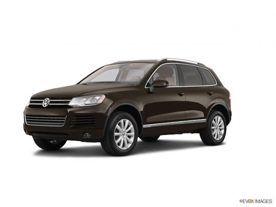 2011 Volkswagen Touareg Photo 1