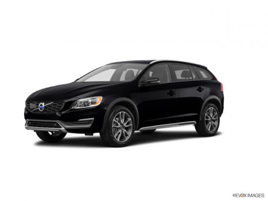 2016 Volvo V60 Cross Country Photo 1