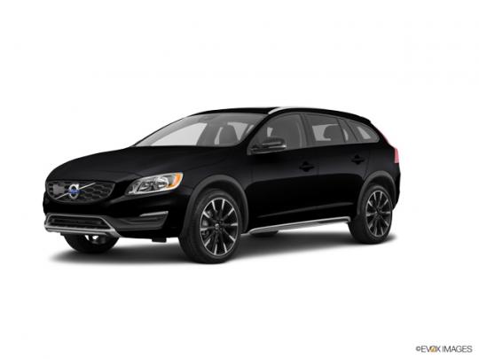 2017 Volvo V60 Cross Country Photo 1