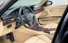 2006 BMW 3-Series interior
