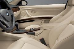 2013 BMW 3-Series interior
