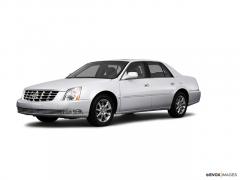 2010 Cadillac DTS Photo 1