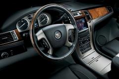2014 Cadillac Escalade interior