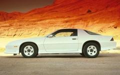 1991 Chevrolet Camaro exterior