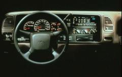 1997 Chevrolet Suburban interior