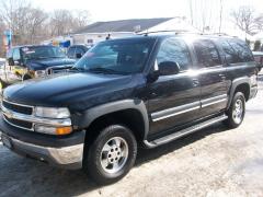 2003 Chevrolet Suburban Photo 7