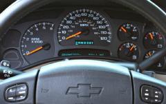 2004 Chevrolet Suburban interior
