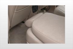 2007 Chevrolet Suburban interior