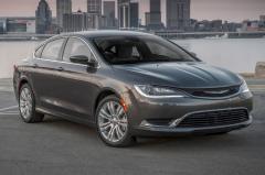 2016 Chrysler 200 exterior