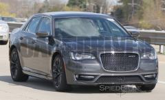 2016 Chrysler 300 Photo 1