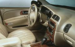 2001 Chrysler Concorde interior